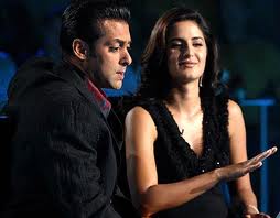 Salman, Katrina Back in College Campus !